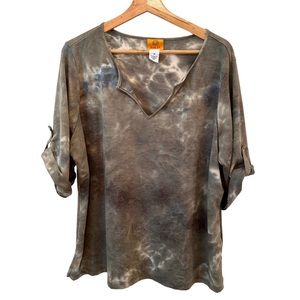 RUBY RD Woman Tie Dye Roll Tab Sleeve Shirt